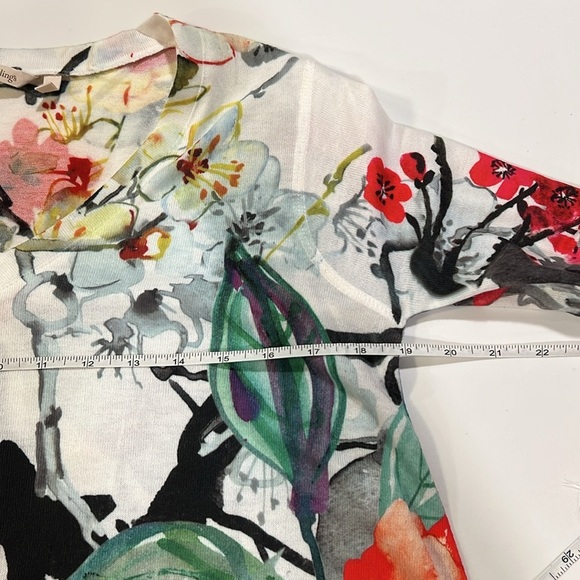 Soft Surroundings - Floral Graphic, long sleeve sweater, M - Picture 4 of 4